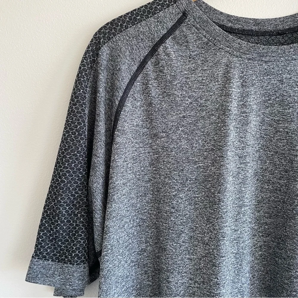 Puma Men's evoKNIT Short Sleeve Performance Tee Size XL Dark Gray